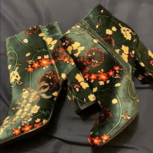 Green velvet Ankle boots